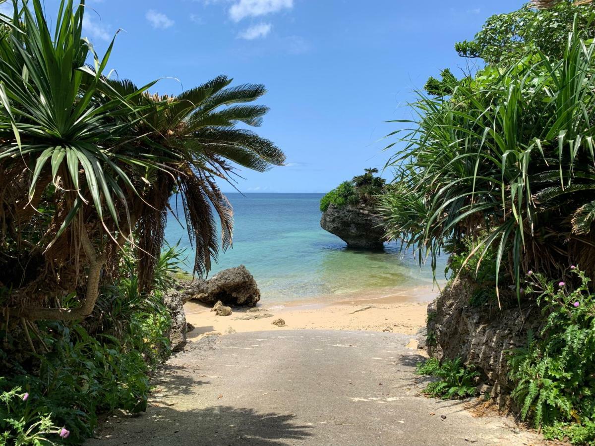 Villa Sound Of The Surf Ishigaki  Exterior photo